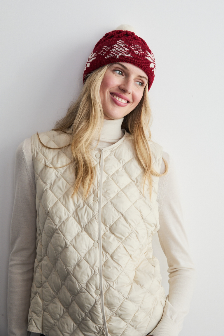 Nollaig Christmas Jacquard Hat with Pom Pom - Red