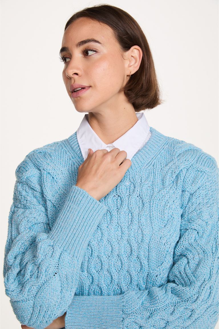 Isla Supersoft Merino Crop Cable Sweater-Sky Blue
