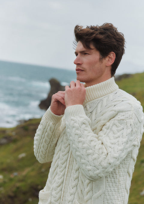 Cardigan zippé Corraun Aran en laine mérinos pour homme - Crème