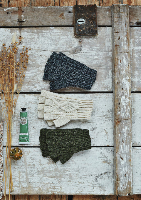 wool gloves, aran wool, knitwear, gift, Ireland, gloves, merino wool gloves， fingerless ,cable knit