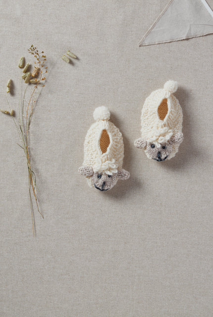 baby aran wool, children's knitwear, baby wool booties, Knitwear for baby ,Ireland, aran, wool