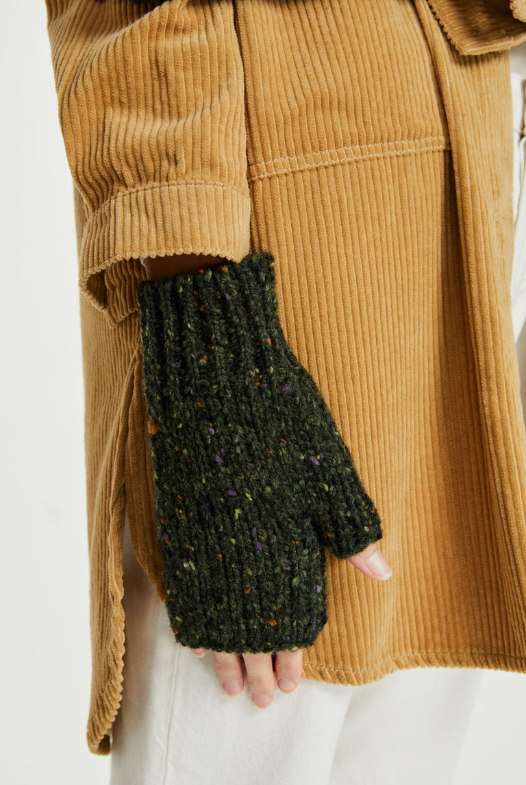 Glenfarne Nepped Fingerless Mitts - Green