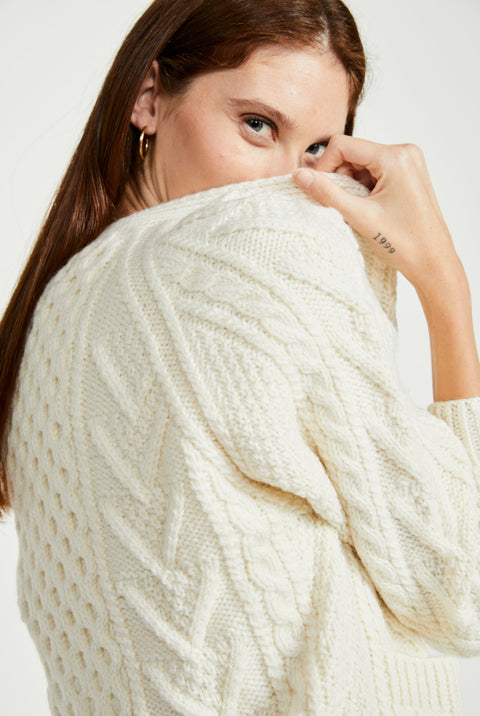 Glenisland Ladies Handknit V-Neck Cardigan - Cream
