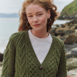 Glenisland Damen-Strickjacke mit V-Ausschnitt, handgestrickt, Creme