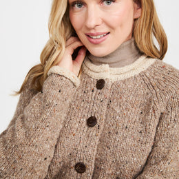 Cardigan raglan en tweed du Donegal Glenariff pour femme - Avoine
