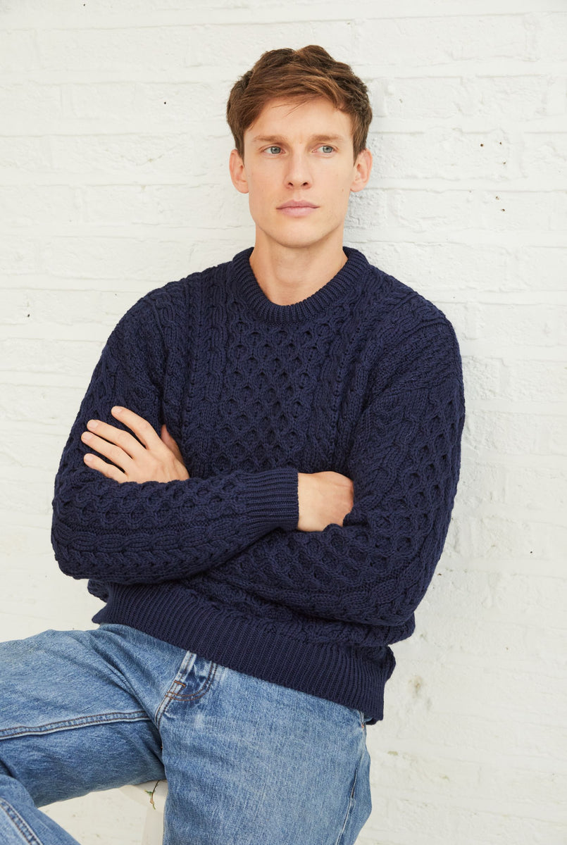 Inisheer Traditional Mens Aran Sweater - Navy